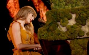 Taylor Swift ofrece emotiva interpretación tras muerte de fan en Brasil